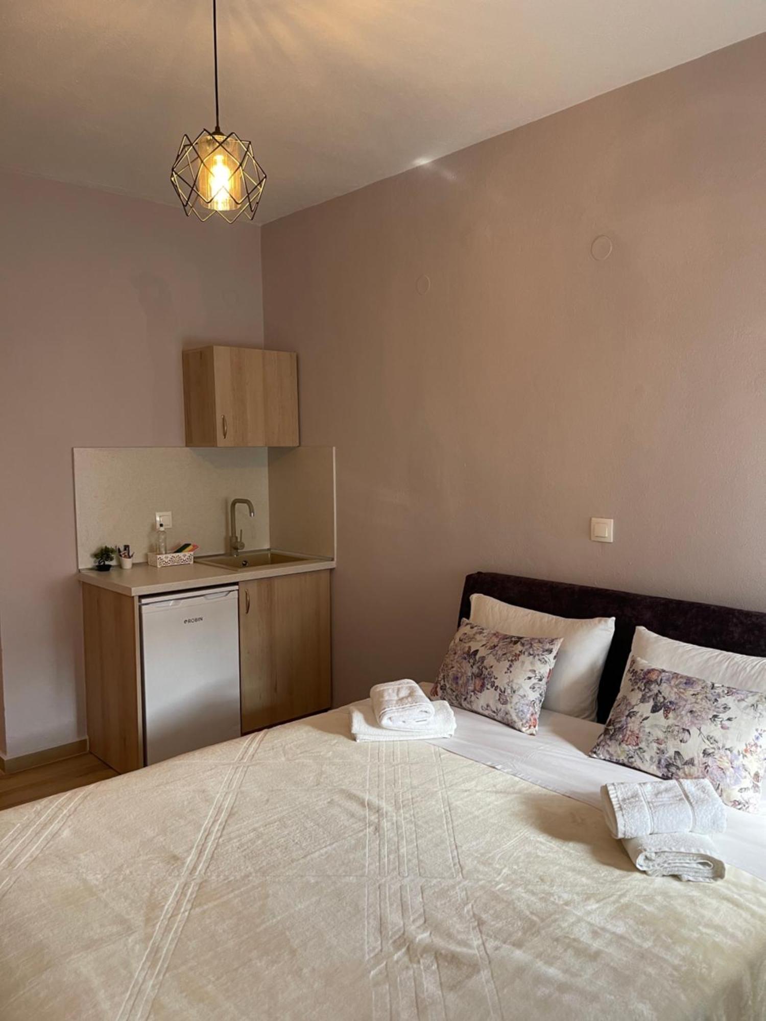 Agapi Hotel Órma Екстериор снимка
