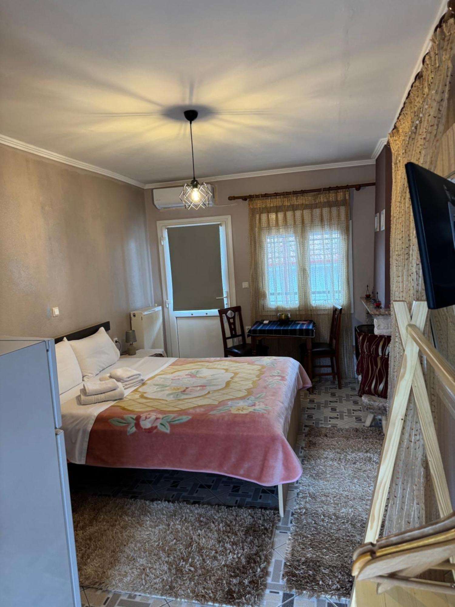 Agapi Hotel Órma Екстериор снимка