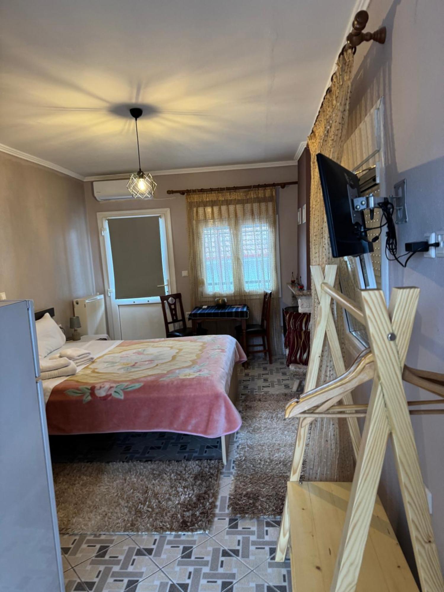 Agapi Hotel Órma Екстериор снимка
